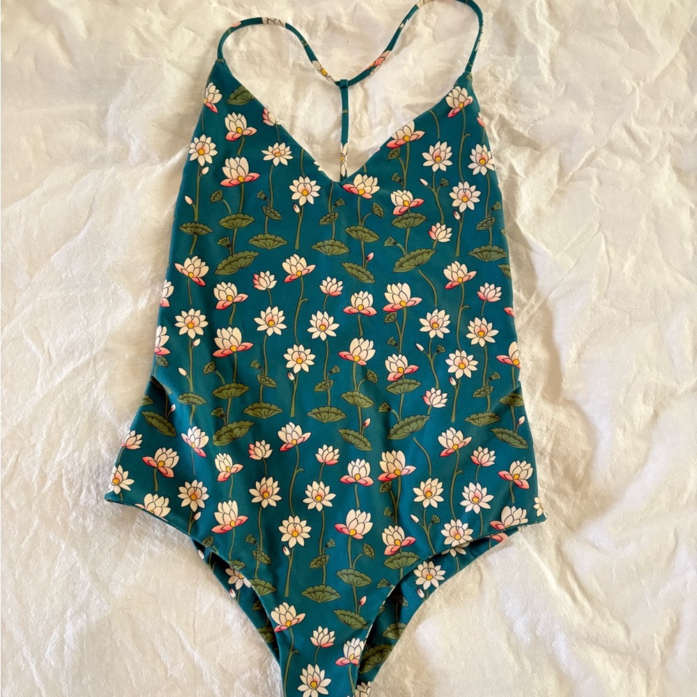 Benoa swim one piece